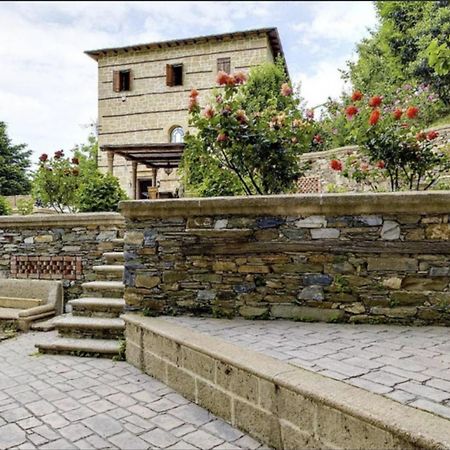 Chateau Cascara Mouresi Exterior photo